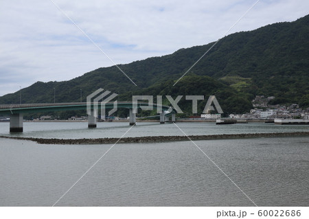 阿賀港と阿賀マリノ大橋(広島県呉市) 阿賀港と阿賀マリノ大橋(広島県呉市) 60022686