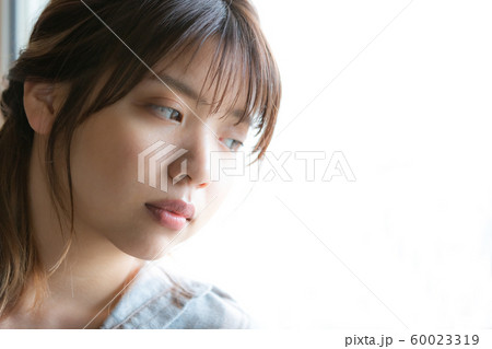 想う 考える 想う 考える 60023319