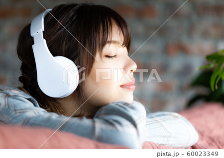 音楽 リラクゼーションイメージ 音楽 リラクゼーションイメージ 60023349