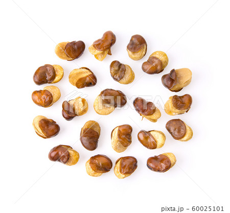 Broad windsor fava bean seeds isolated on white background. top view 60025101