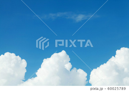 Blue sky and clouds 60025789