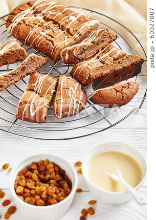 close-up of sweet and spicy Hermit Bars 60027007