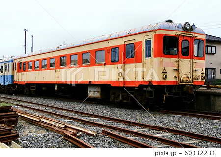 昭和の頃の気動車(ディーゼルカー) 60032231
