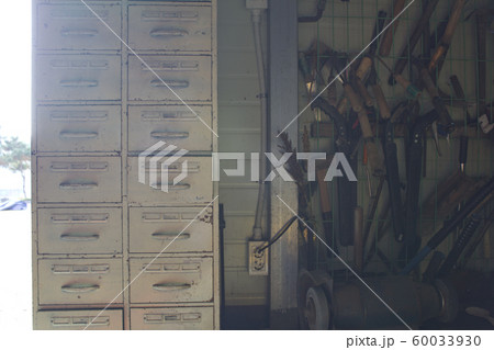 倉庫 室内 家具 60033930