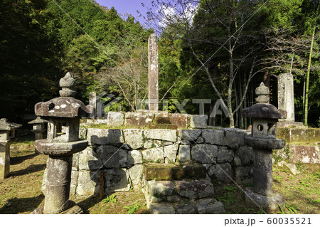 津和野 亀井家墓所 初代亀井政矩の墓 島根県鹿足郡津和野町 津和野 亀井家墓所 初代亀井政矩の墓 島根県鹿足郡津和野町 60035521