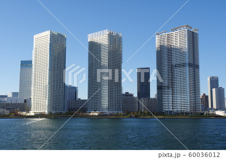 快晴の晴海タワーマンション群 60036012