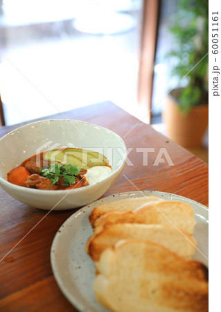 Masala curry , indian food with bread 60051161