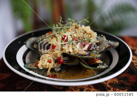 Mussels In White Wine appetizer , Italian food 60051585