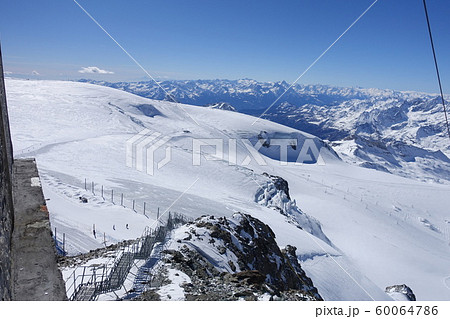 冬のスイス　ツェルマット　スキー場　Matterhorn Zermatt 60064786