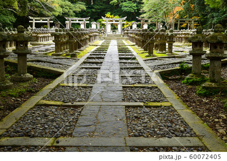 東光寺 毛利家墓所 東光寺 毛利家墓所 60072405
