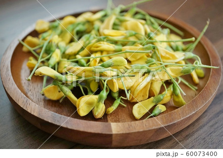 タイで食用の花「カジョン」(Tonkin jasmine, Edible Flower) 60073400