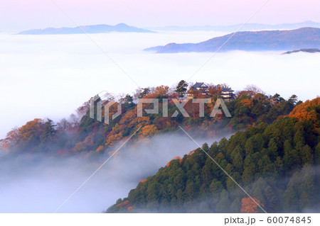 天空の山城7556 60074845