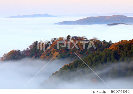 天空の山城7557 60074846
