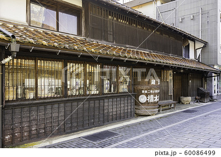 津和野 本町通り 橋本本店(橋本酒造場) 島根県鹿足郡津和野町 津和野 本町通り 橋本本店(橋本酒造場) 島根県鹿足郡津和野町 60086499
