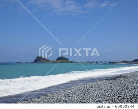 台湾 台東県 三仙台 三仙台跨海歩橋 / Sanxiantai, Taiwan 台湾 台東県 三仙台 三仙台跨海歩橋 / Sanxiantai, Taiwan 60090844