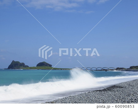 台湾 台東県 三仙台 三仙台跨海歩橋 / Sanxiantai, Taiwan 台湾 台東県 三仙台 三仙台跨海歩橋 / Sanxiantai, Taiwan 60090853