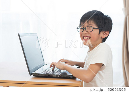 プログラミング教育　プログラミング　パソコン 60091396