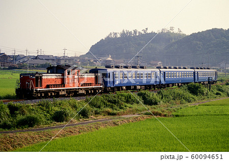 1996年 山陰本線を走るdd511188の12系1000番台普通列車3両の写真素材 60094651 Pixta