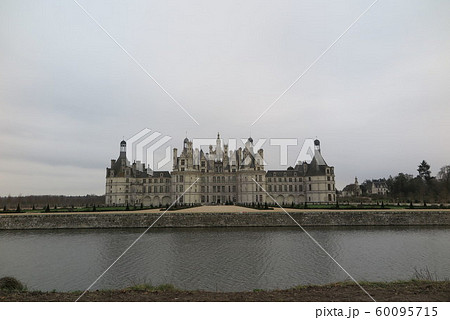 ロワールの古城シャンボール城(Chateau de Chambord) ロワールの古城シャンボール城(Chateau de Chambord) 60095715