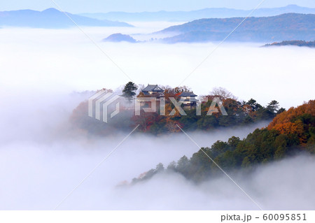 天空の山城7743 60095851