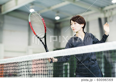 テニス　テニスクラブ　テニススクール　フィットネス　スポーツジム　女性 60096569