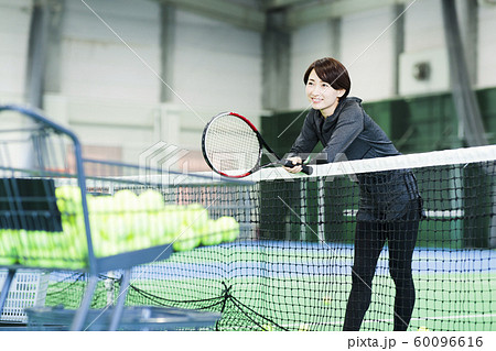 テニス テニスクラブ テニススクール フィットネス スポーツジム 女性 テニス テニスクラブ テニススクール フィットネス スポーツジム 女性 60096616
