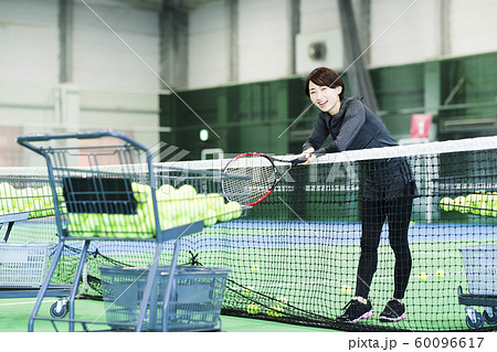テニス テニスクラブ テニススクール フィットネス スポーツジム 女性 テニス テニスクラブ テニススクール フィットネス スポーツジム 女性 60096617
