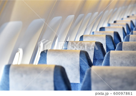 航空機の中の座席 航空機の中の座席 60097861