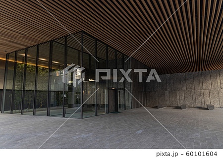 御影石の壁 60101604