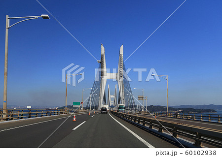 瀬戸大橋上り線(岩黒島橋・櫃石島橋・下津井瀬戸大橋) 瀬戸大橋上り線(岩黒島橋・櫃石島橋・下津井瀬戸大橋) 60102938