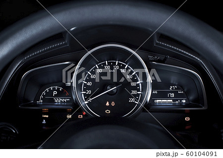 Car speedometer with kilometer per hour and tachometer,fuel meter,odometer and warning light. Car speedometer with kilometer per hour and tachometer,fuel meter,odometer and warning light. 60104091