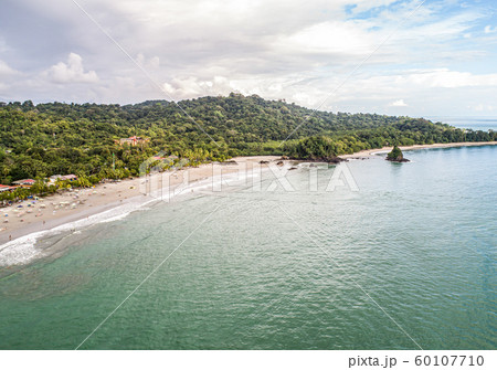 Aerial View of Tropical espadilla beach and Coastline near the Manuel Antonio national park, Costa Rica 60107710