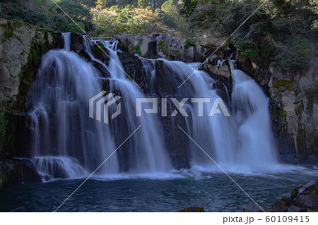 宮崎県都城市 関之尾滝 宮崎県都城市 関之尾滝 60109415