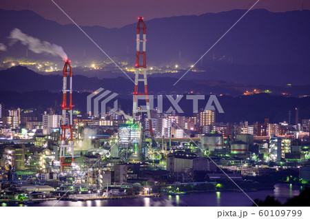 北九州工業地帯の夜景【福岡県】 北九州工業地帯の夜景【福岡県】 60109799