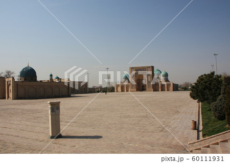 バラクハーンメドレセ 60111931