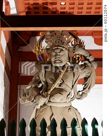 高野山,壇上伽藍紅葉ライトアップ 中門 持国天 高野山,壇上伽藍紅葉ライトアップ 中門 持国天 60112674