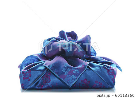 韓国の風呂敷包み　ポジャギ　新年イメージ 60113360