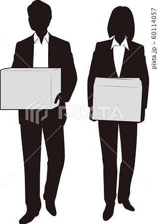 ダンボールを運ぶ男女 60114057