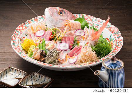 刺身盛り合わせ 60120454