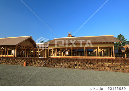 皇居東御苑　大嘗祭　大嘗宮一般公開　右側 60125089