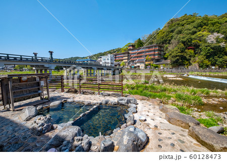 三朝温泉 初夏　新緑 60128473