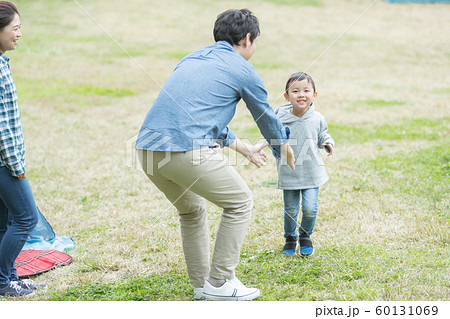 5 years old 60131069