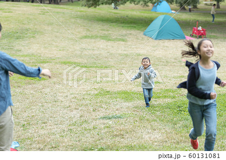 公園 家族 公園 家族 60131081