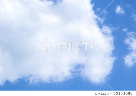 Cloud background, beautiful blue sky with white clouds 110 60133096