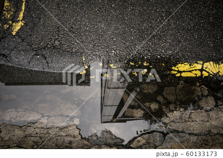 Rainy day, street scenery of Seoul, South Korea 133 60133173