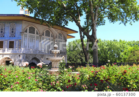 Ancient pavilion in rose garden,Topkapi palace, 60137300