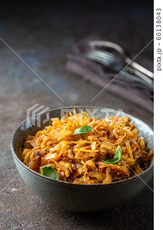 Stewed or braised cabbage 60138043