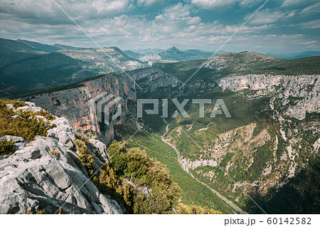 Gorges Du Verdo. Beautiful amazing landscape of the Gorges Du Verdon in south-eastern France. Provence-Alpes-Cote d'Azur 60142582