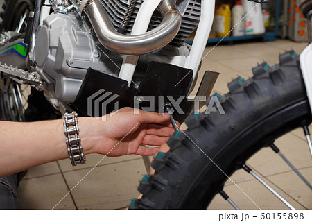 Removing platistikovoy protection from a motorcycle.. Repair, diagnostics or malfunction. Removing platistikovoy protection from a motorcycle.. Repair, diagnostics or malfunction. 60155898