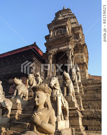 ネパール・バクタプル ダルバール広場の寺院群 / Durbar Square, Bhaktapur ネパール・バクタプル ダルバール広場の寺院群 / Durbar Square, Bhaktapur 60159025